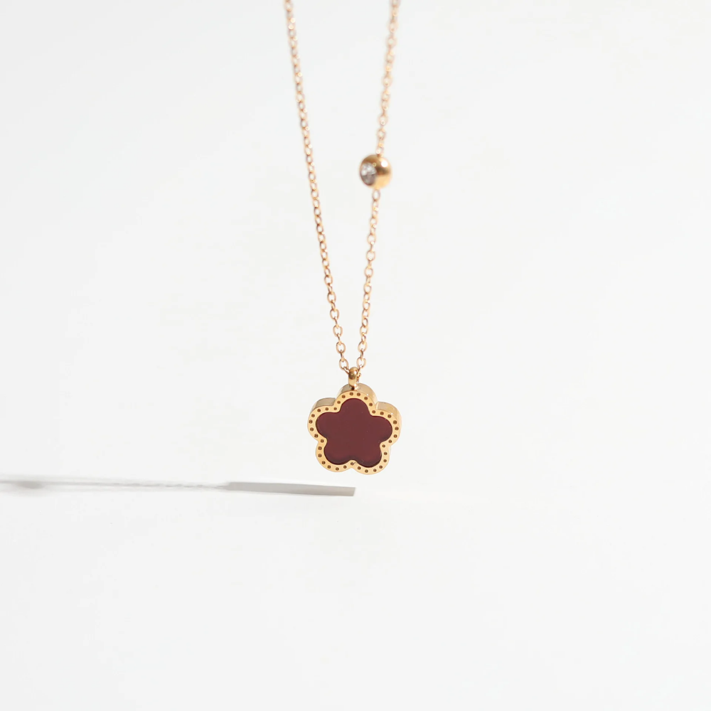 Elegant Five-Leaf Clover Necklace