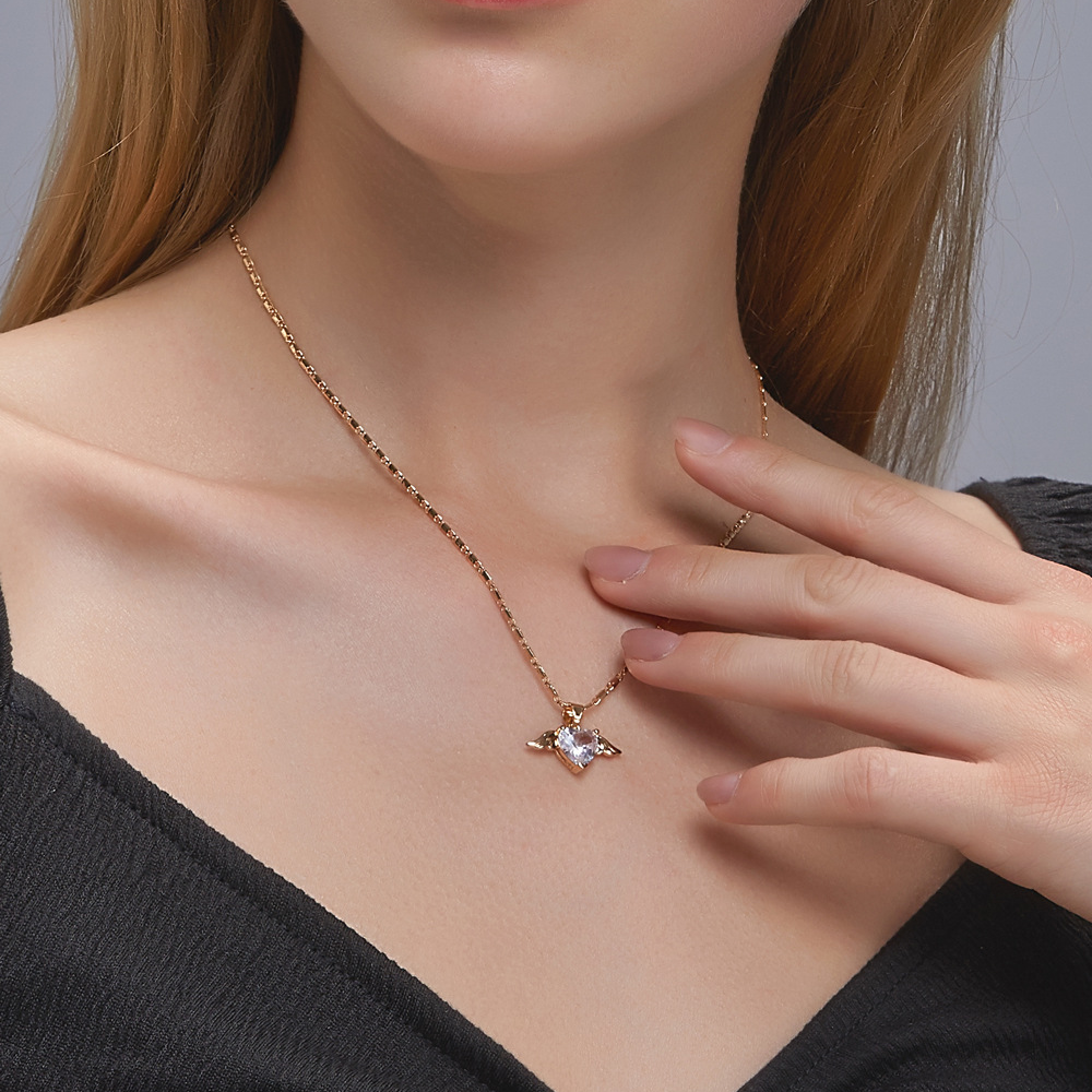 Love Wing Charming Heart Necklace