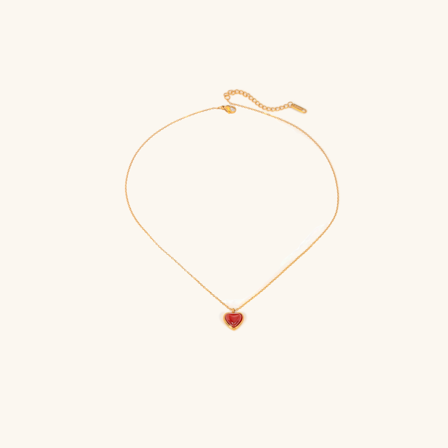 Seductive Cecily Elegant Gold Heart Necklace