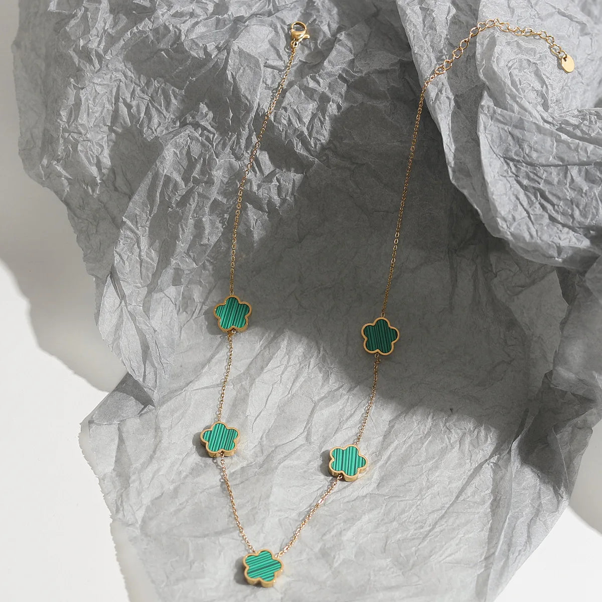 Five-Flower Clover Pendant Necklace