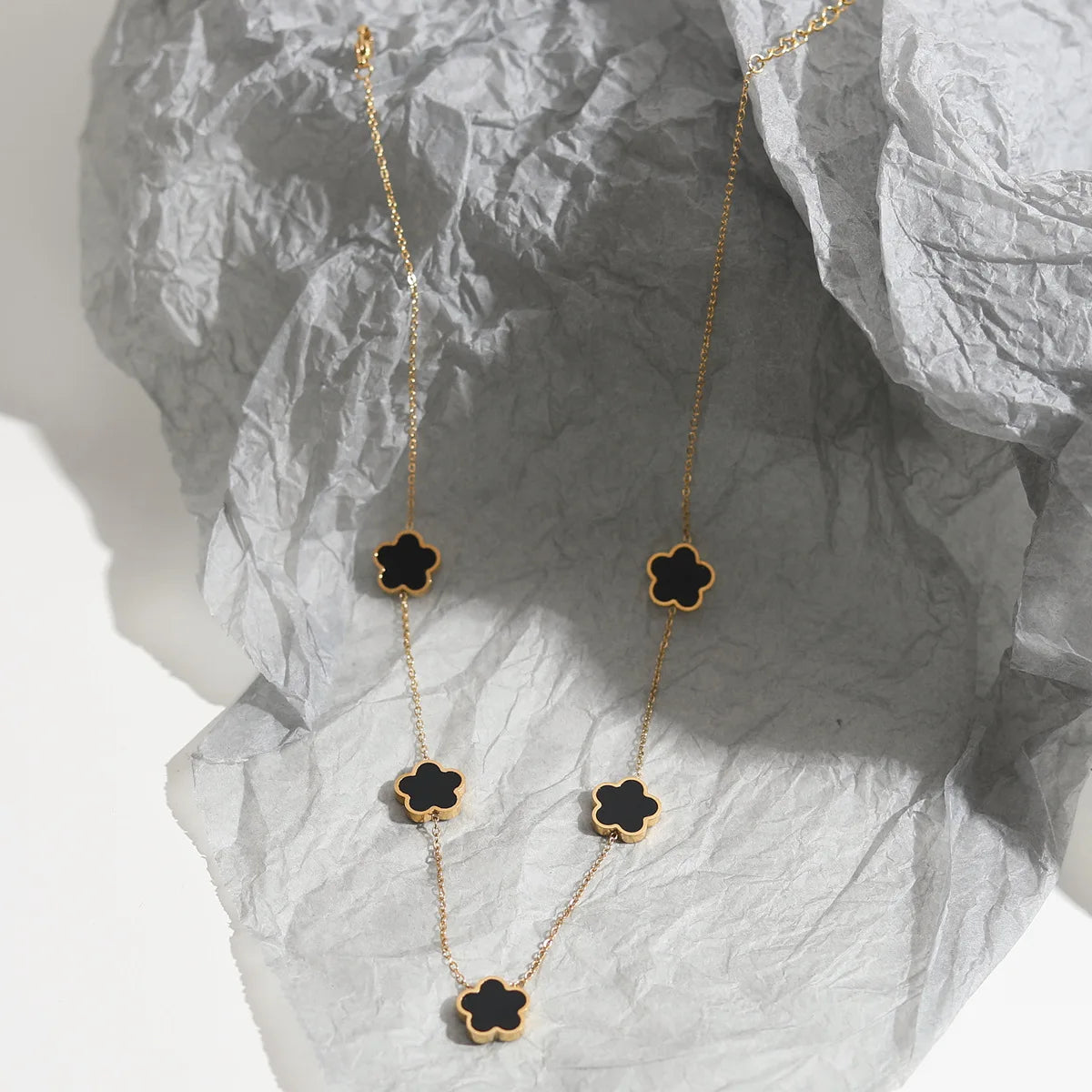 Five-Flower Clover Pendant Necklace