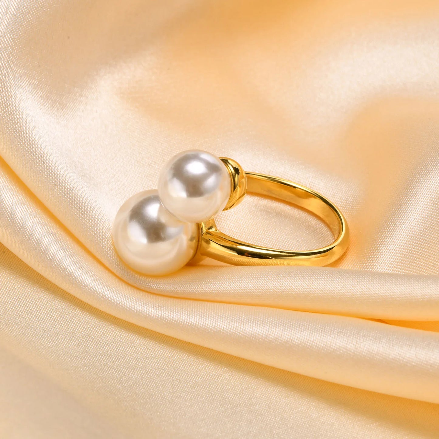 Bypass Cuff Ring with Simulated Pearl