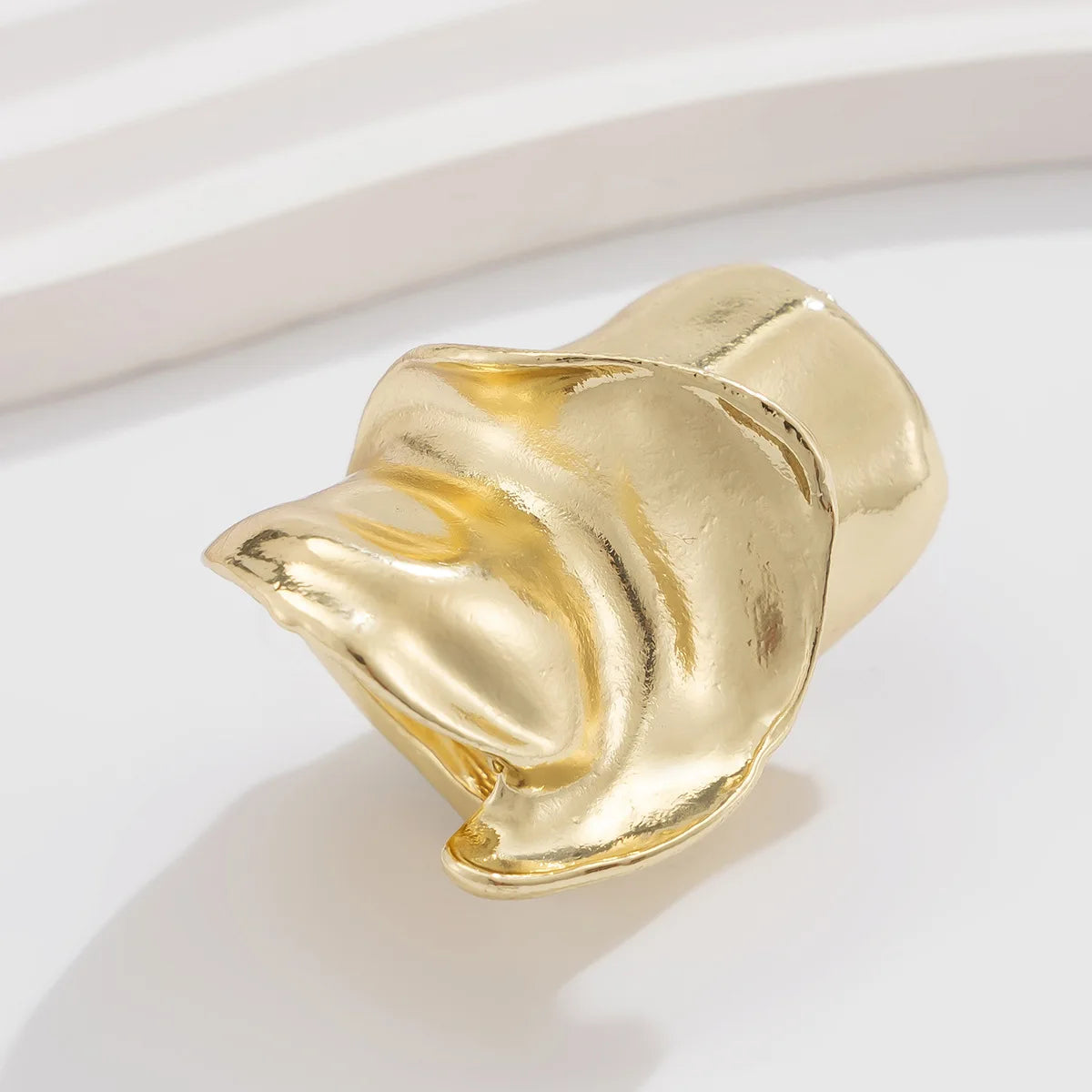 Bold Geometric Statement Ring
