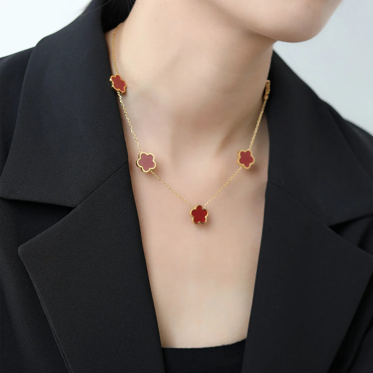 Five-Flower Clover Pendant Necklace