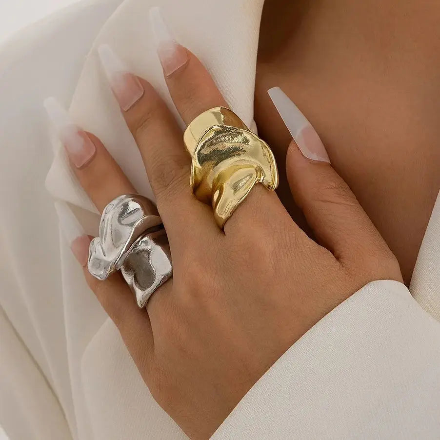 Bold Geometric Statement Ring
