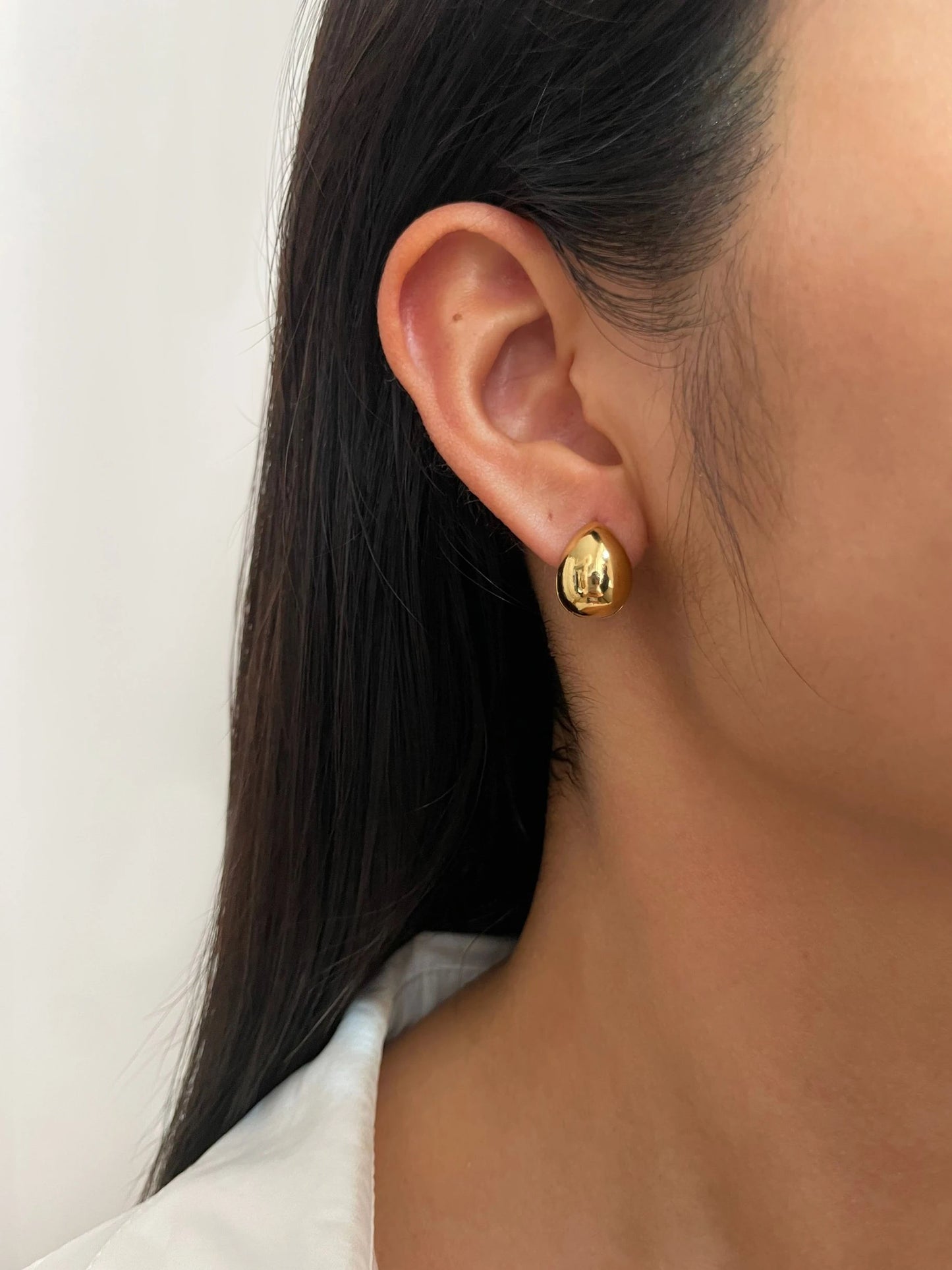 Minimalist Double-Faced Droplet Hoop Earrings