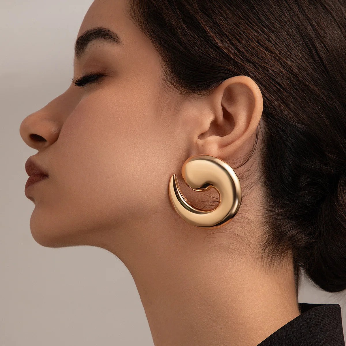 Vintage Geometric Metal Stud Earrings
