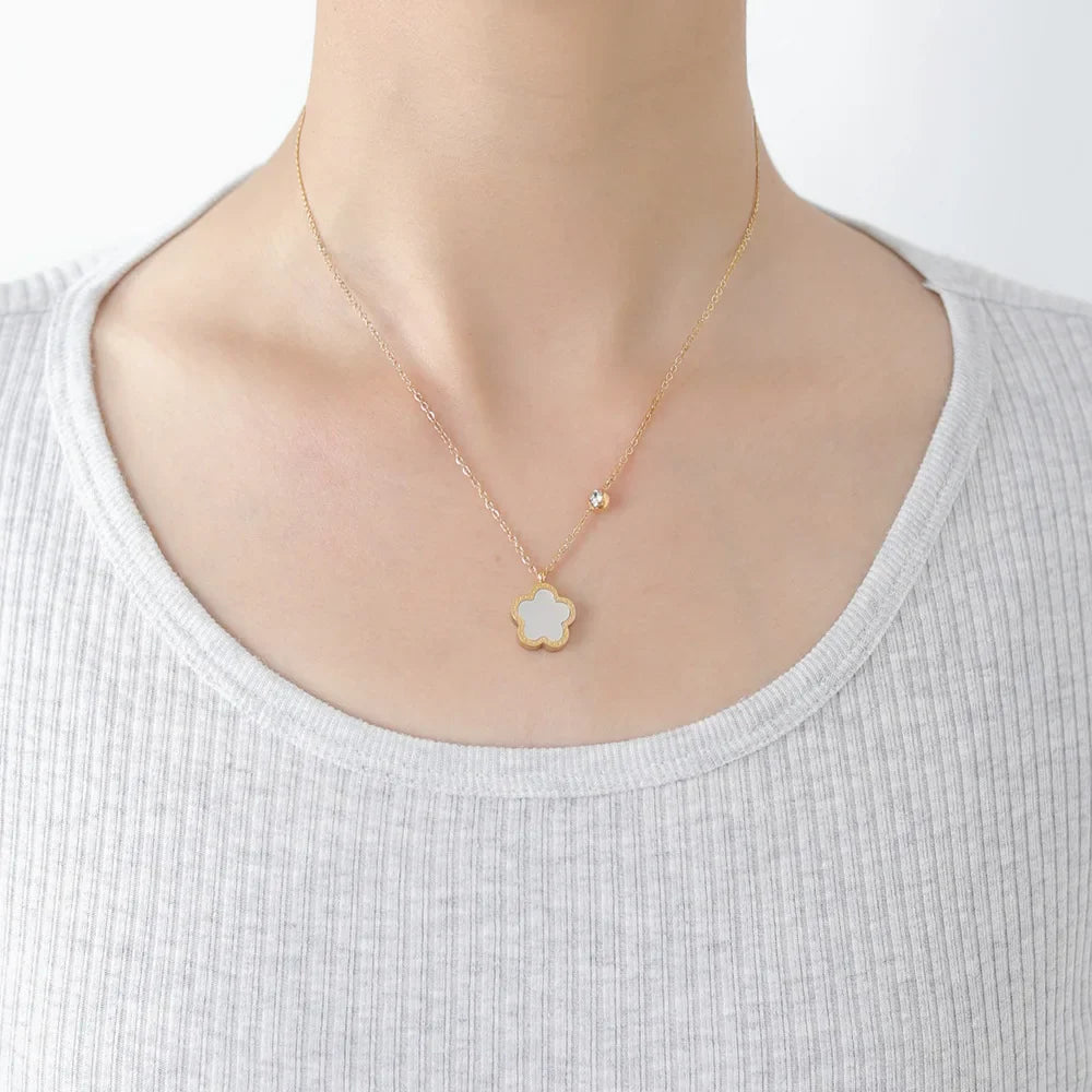 Elegant Five-Leaf Clover Necklace