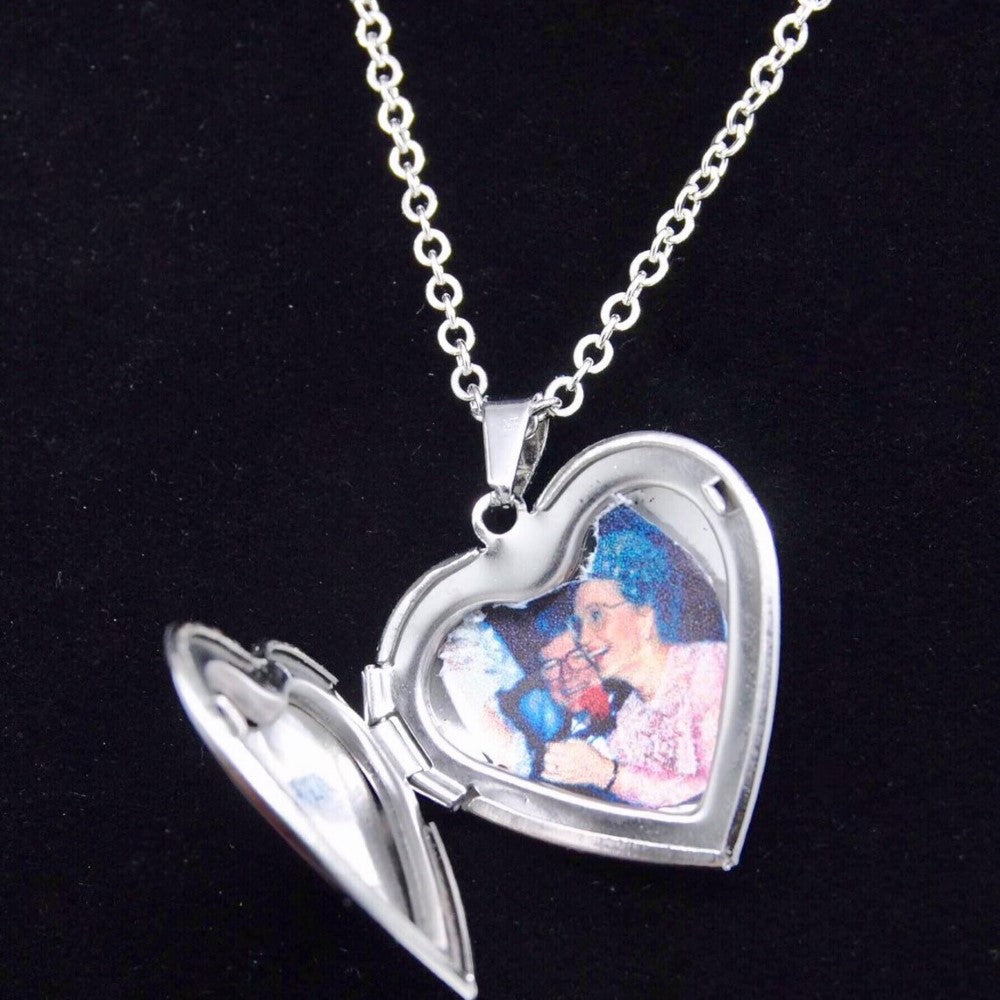 Medallion Heart Pendant Necklace