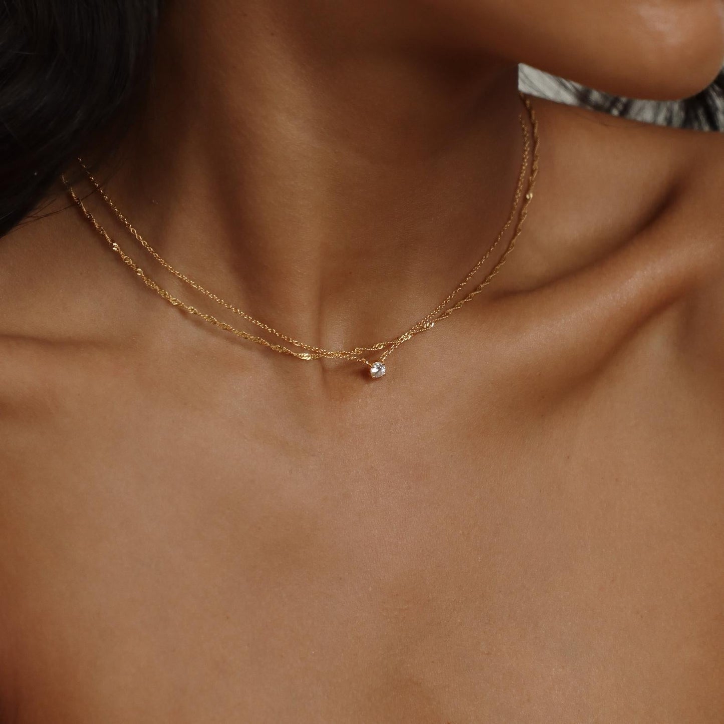 Sparkling Stone Embellishments Necklace