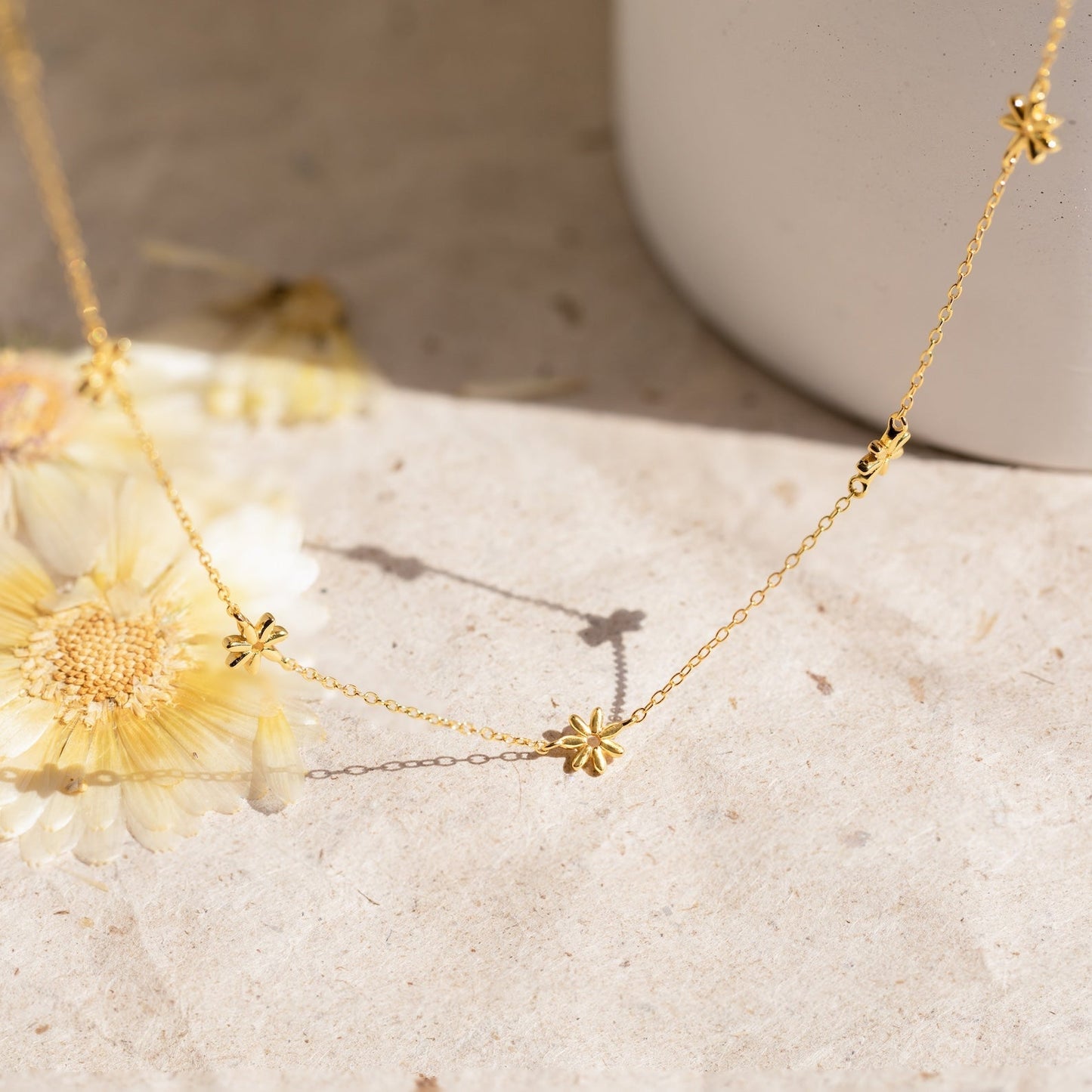 Daisy Pearl Necklace