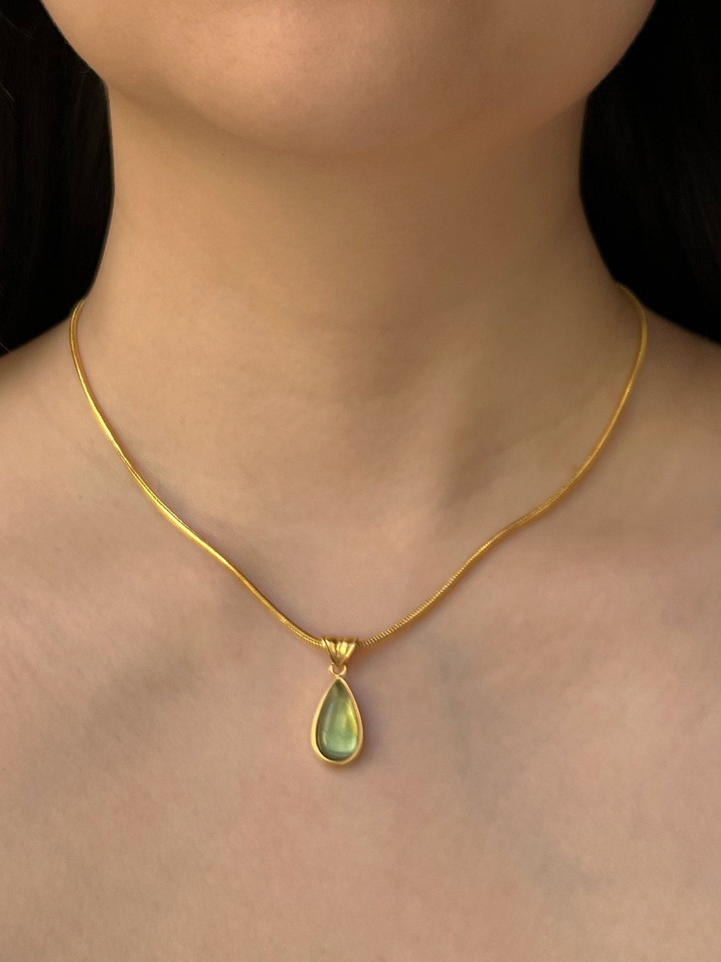 Elegant Mermaid Green Teardrop Gold Necklace