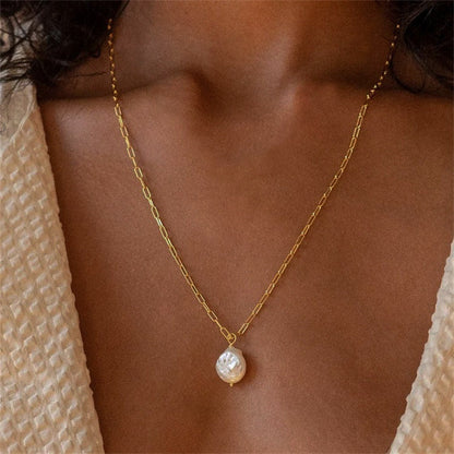 Timeless Angelika Pearl Necklace