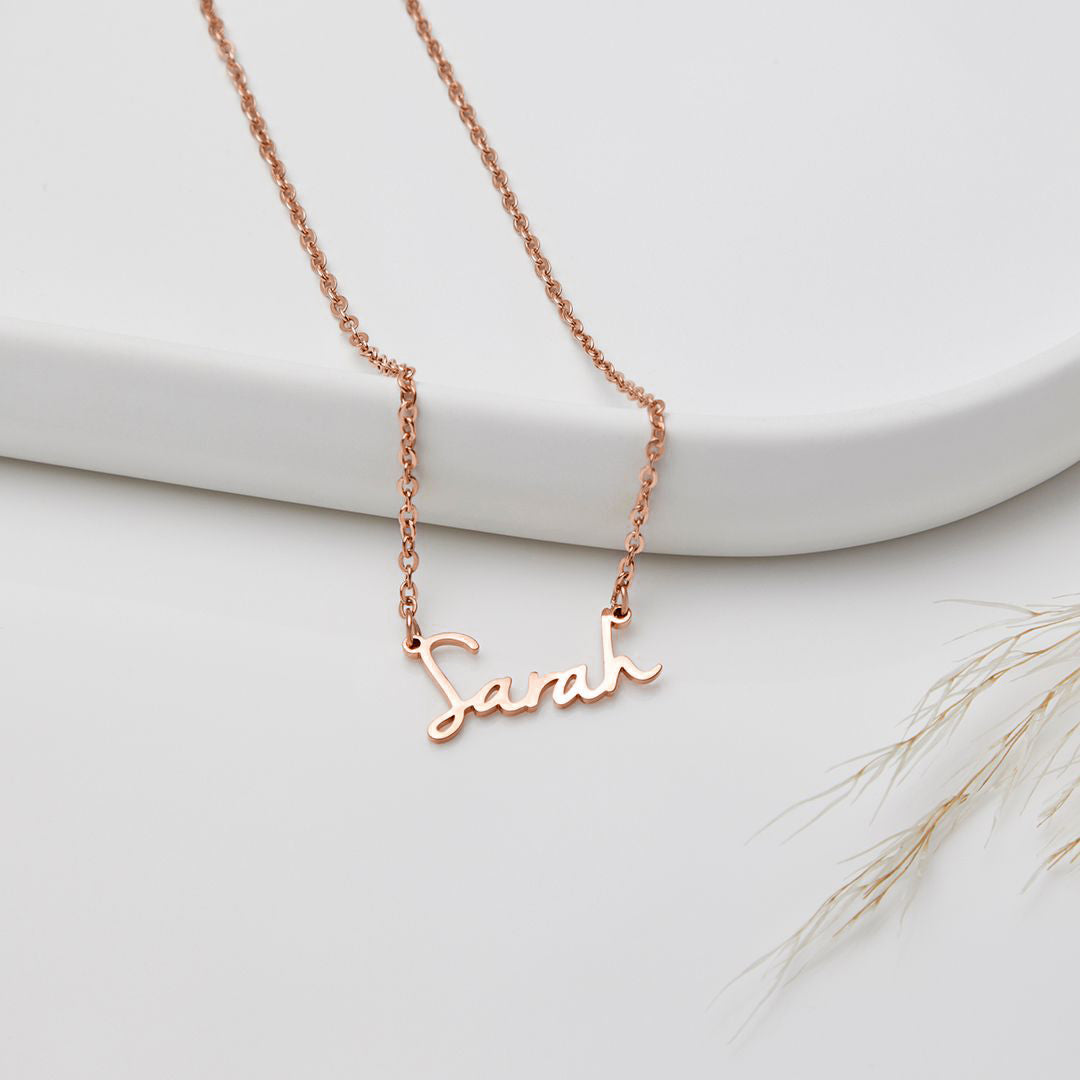 Daisy Personalized Name Necklace