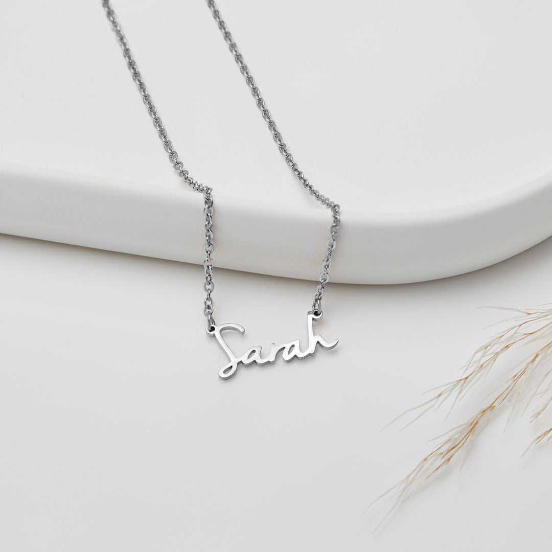 Daisy Personalized Name Necklace