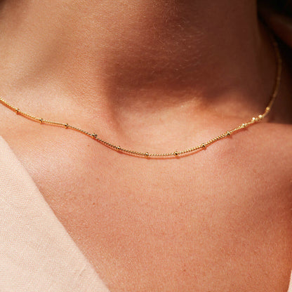 Elegant Gold Chain Necklace