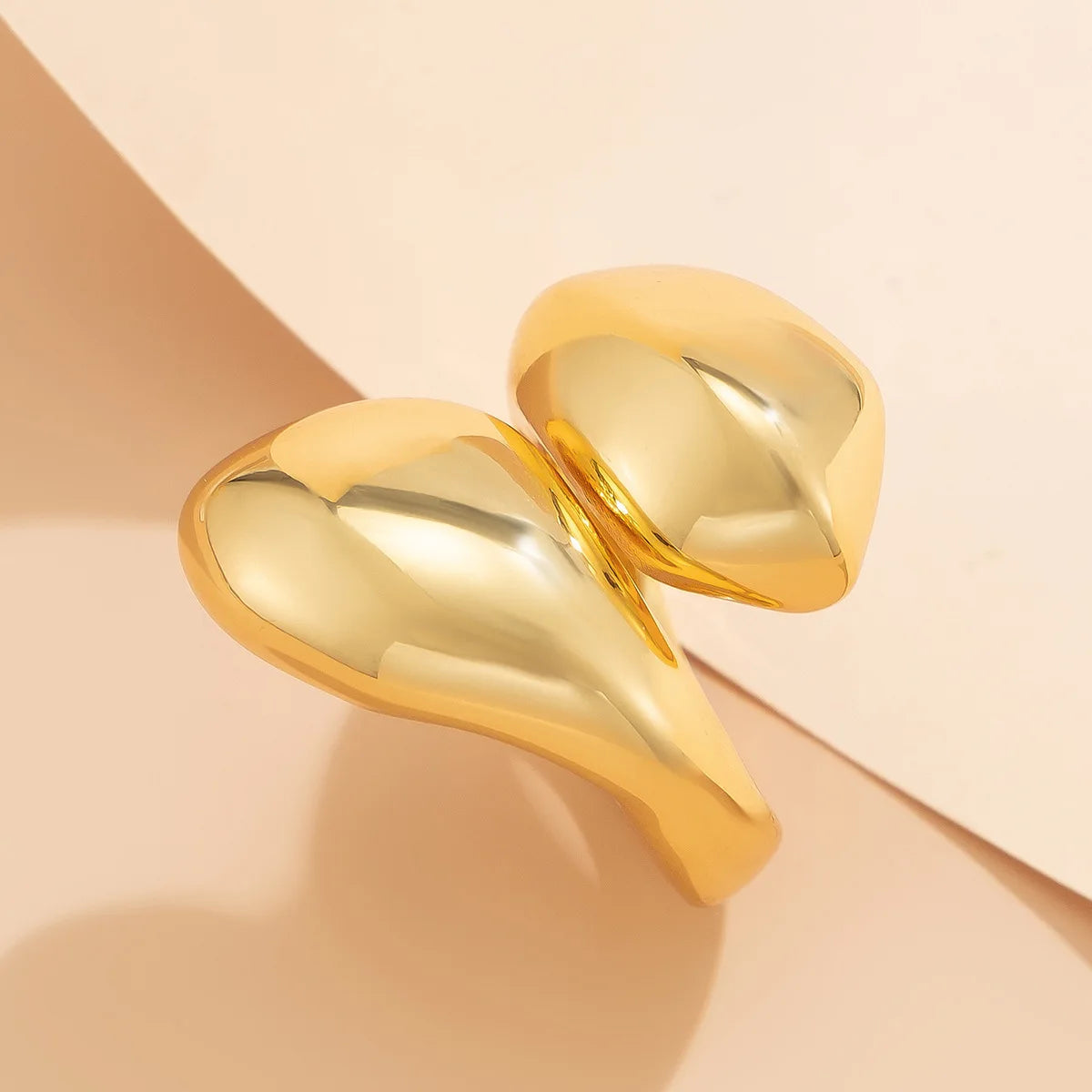 Irregular Geometric Statement Ring