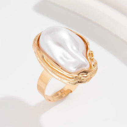 Baroque Irregular Pearl Ring Set