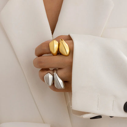 Irregular Geometric Statement Ring