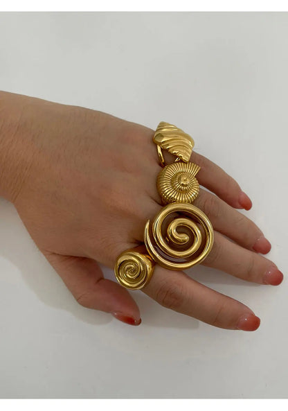 Glossy Spiral Chunky Open Ring