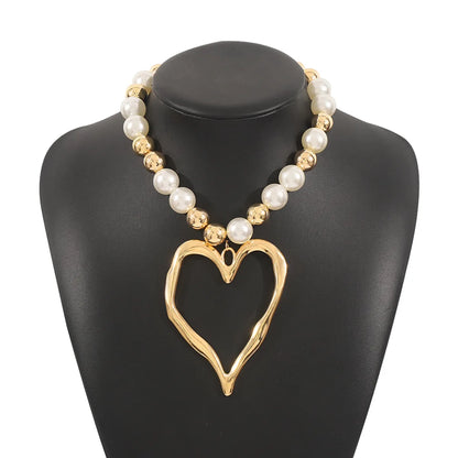 Statement Pearl Heart Choker Necklace