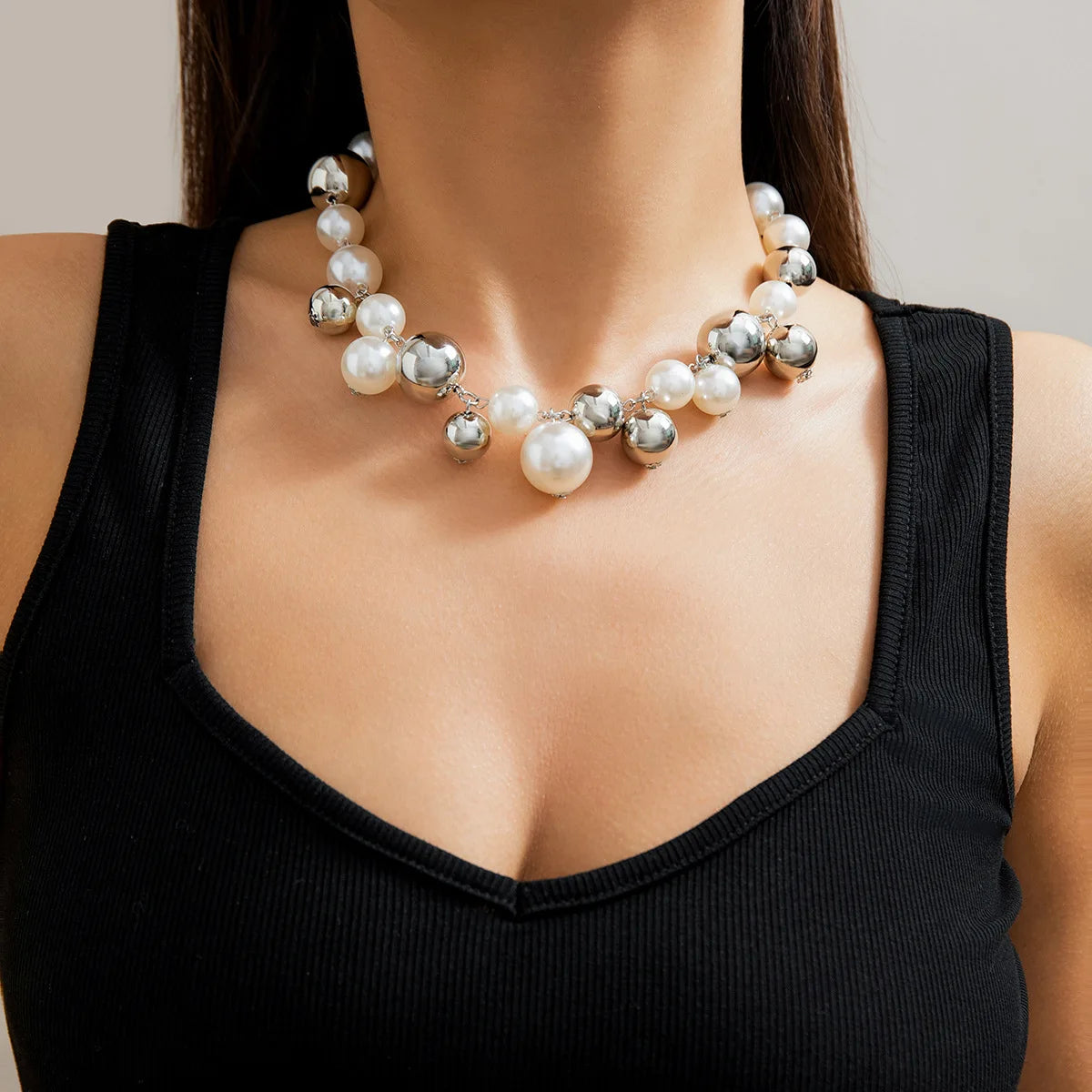 Statement Pearl Beaded Choker Necklace