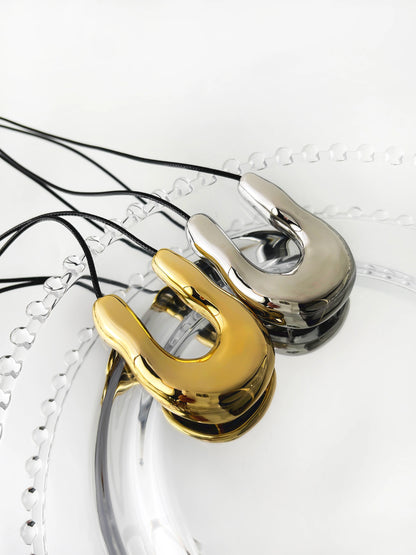 Oversized Horseshoe Pendant Necklace