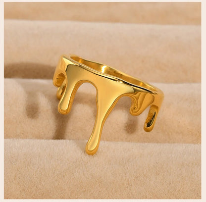Dripping & Pouring Statement Ring
