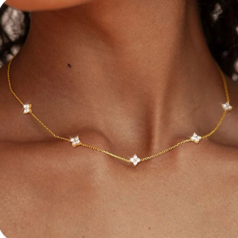 Four-Leaf Flower Zircon Inlay Choker Necklace