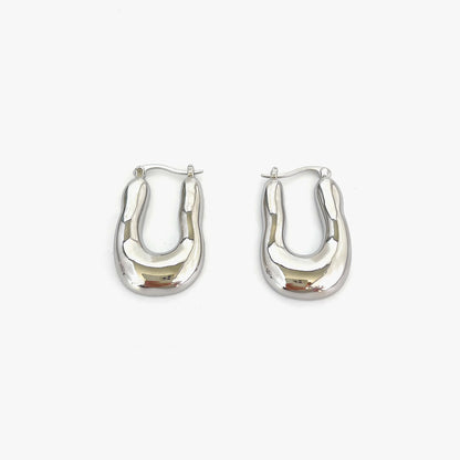 Oversized Horseshoe Pendant Necklace