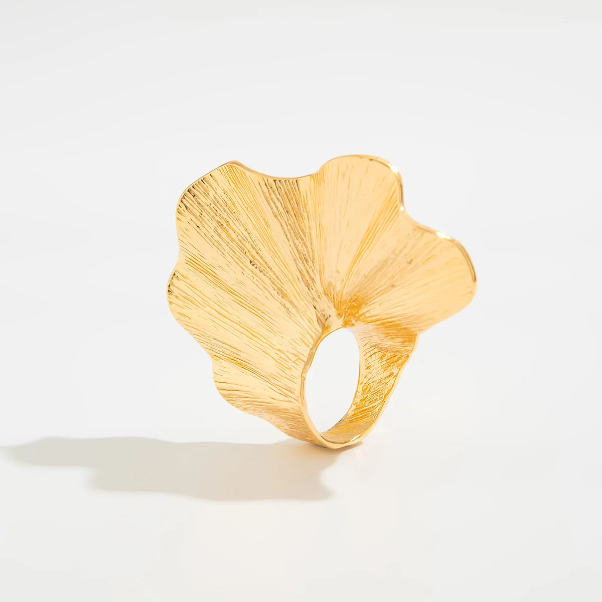 Leaf-Inspired Knuckle Ring