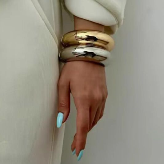 Bold Sculptural Spring Bangle