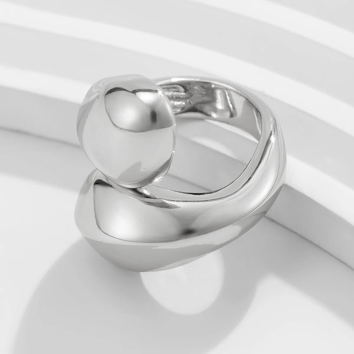 Irregular Geometric Statement Ring