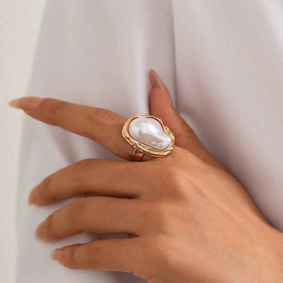 Baroque Irregular Pearl Ring Set