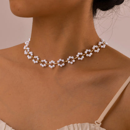 Floral Pearl Beaded Necklace