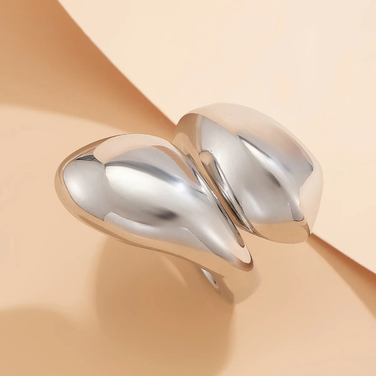 Irregular Geometric Statement Ring