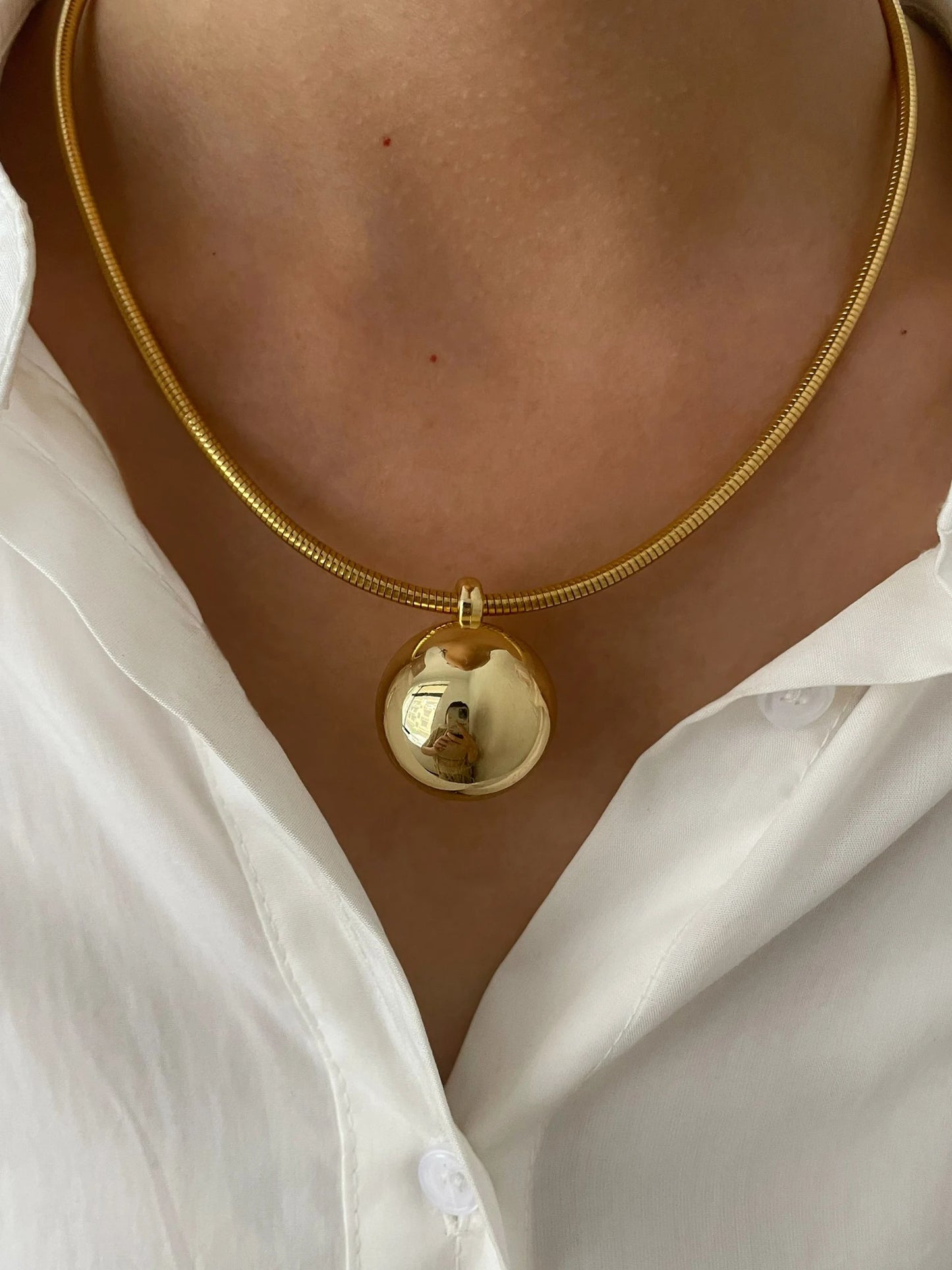 Minimalist Pearl Pendant Necklace