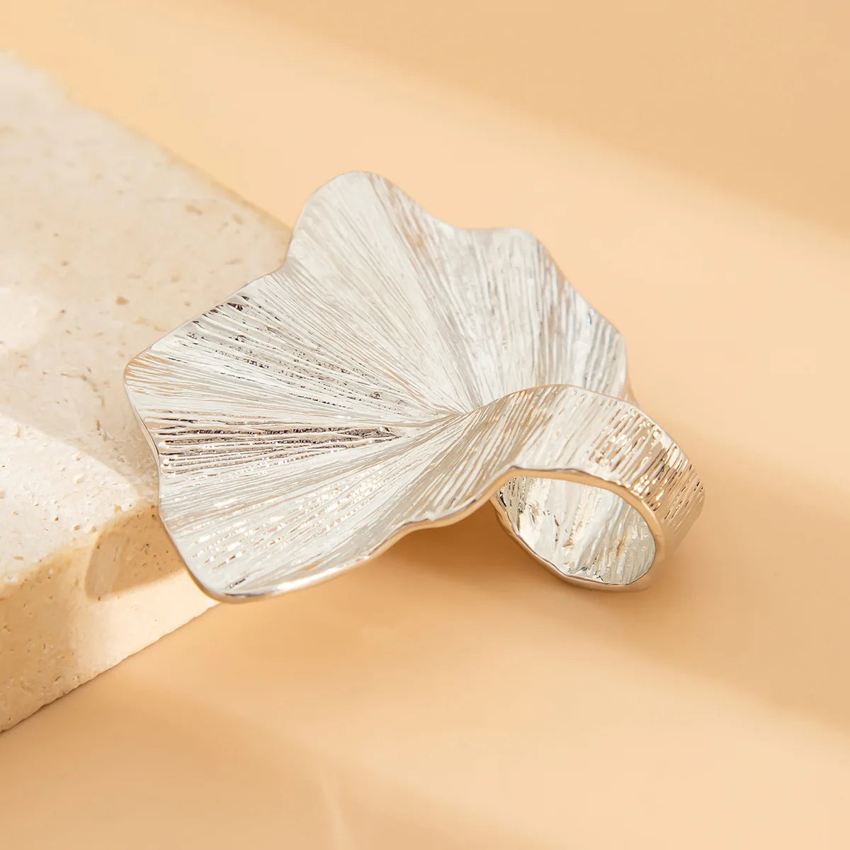 Leaf-Inspired Knuckle Ring