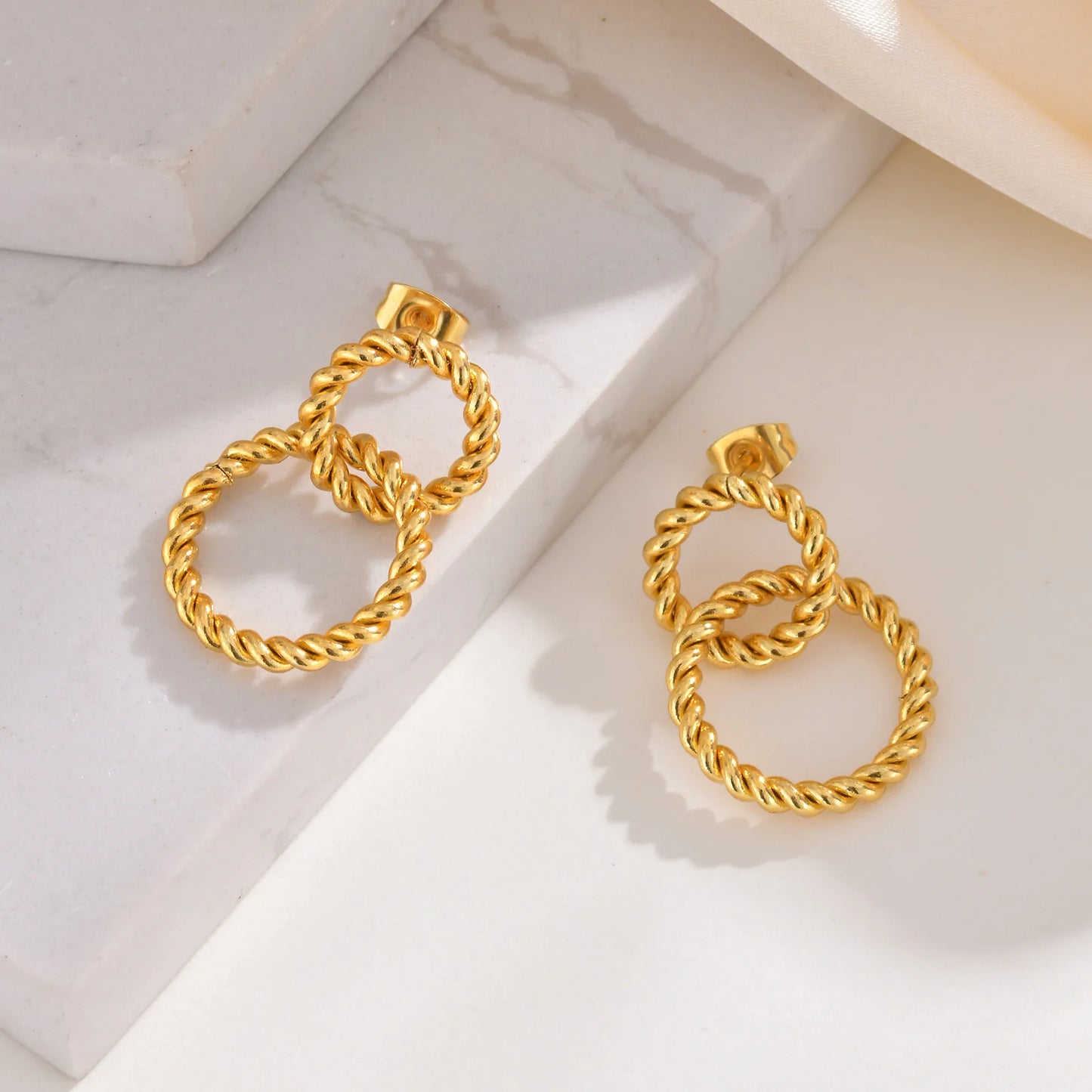 Double Circle Rope Drop Earrings