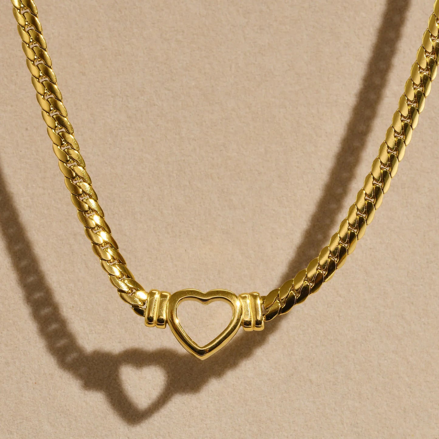 Minimalist Heart Pendant Necklace