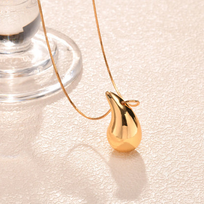 Teardrop Pendant Necklace