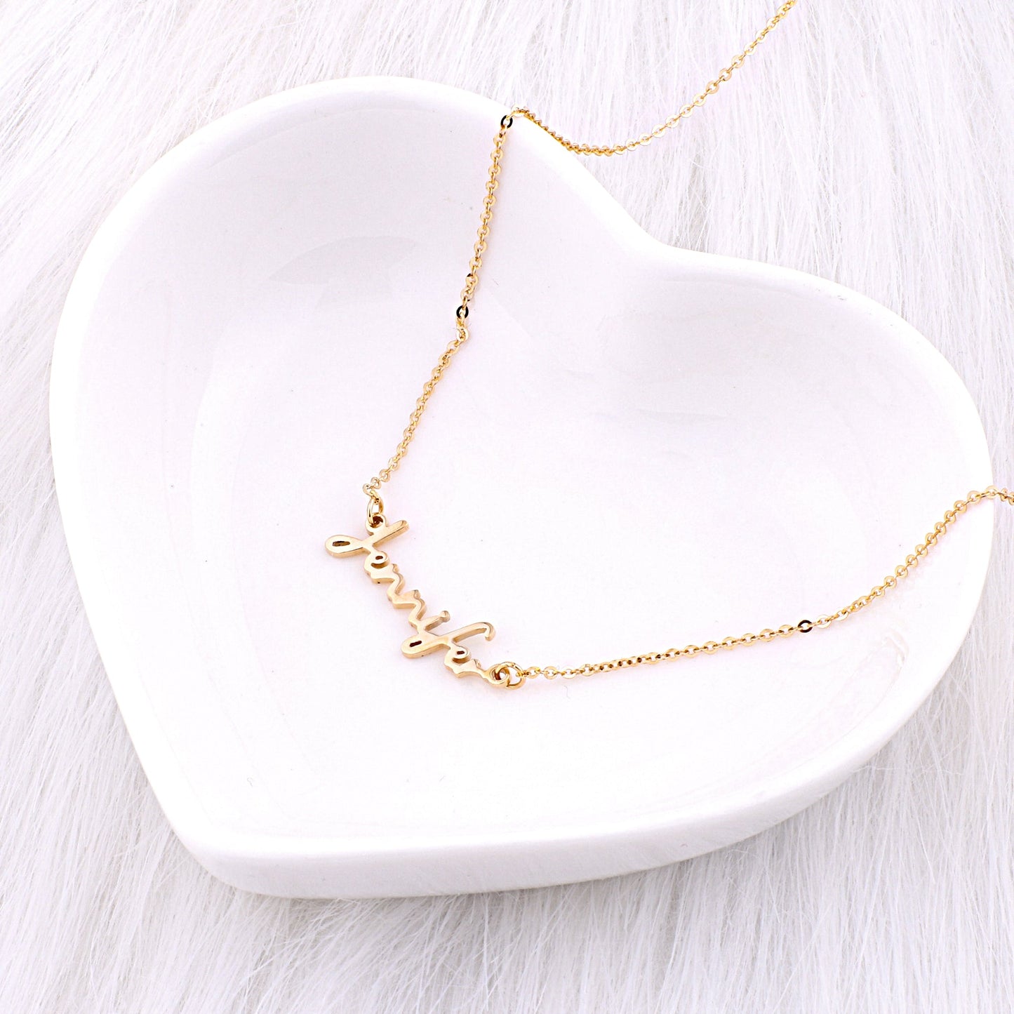 Daisy Personalized Name Necklace