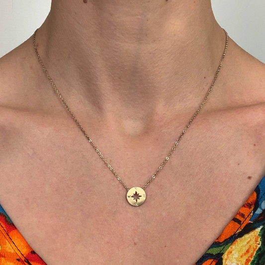 Compass Charm Elegant Round Necklace