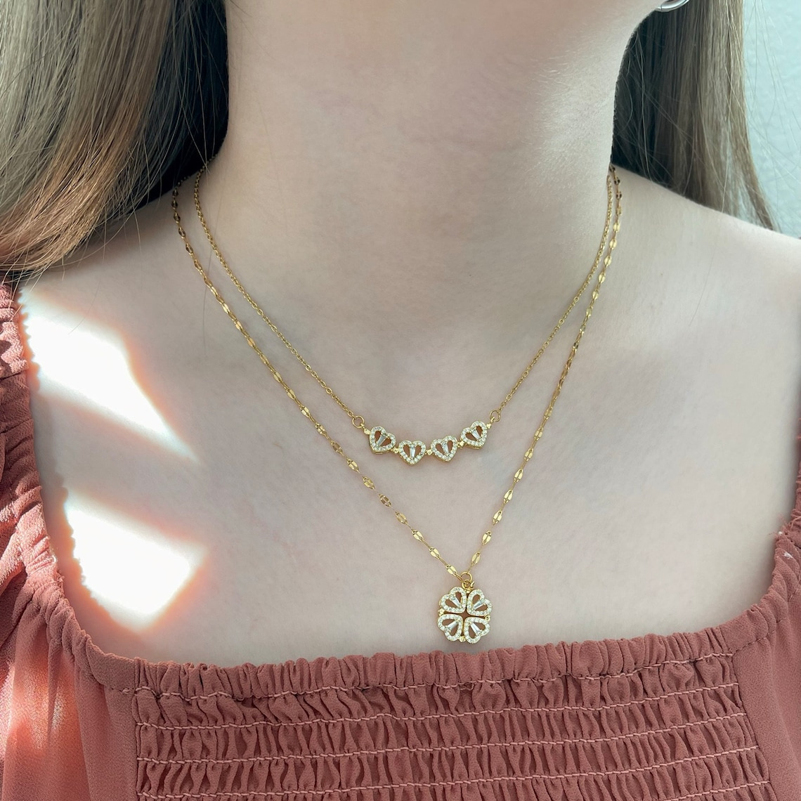 Lucky Clover Four Leaf Magnetic Heart Design Necklace