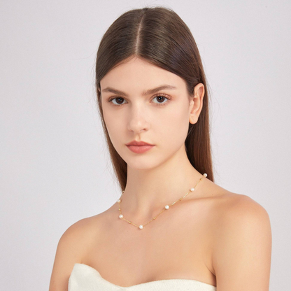 Elegant Gold Pearl Necklace