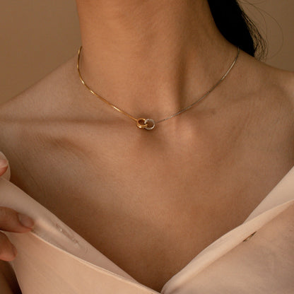 Eternal Bond Interlocking Circles Necklace