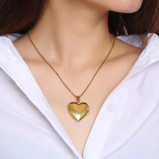 Elegant Large Heart Necklace