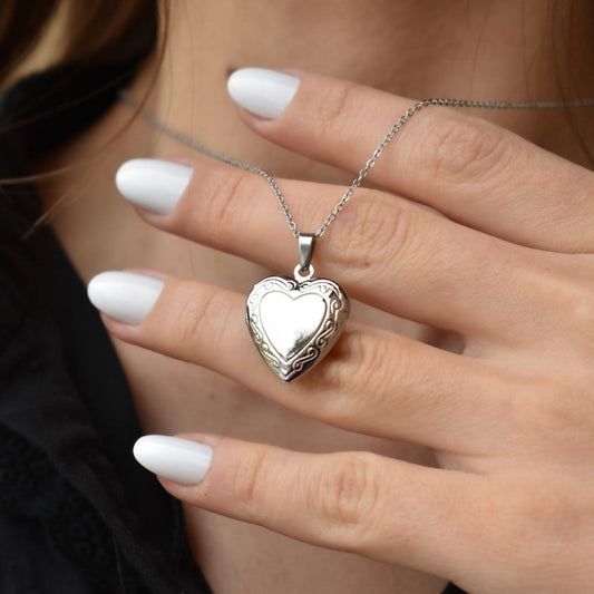 Medallion Heart Pendant Necklace