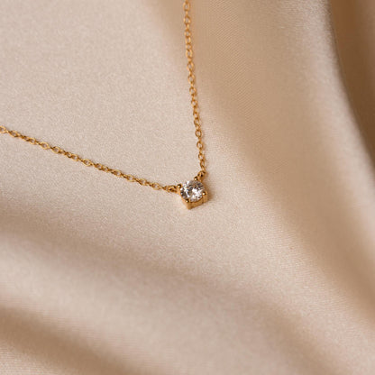 Sparkling Stone Embellishments Necklace