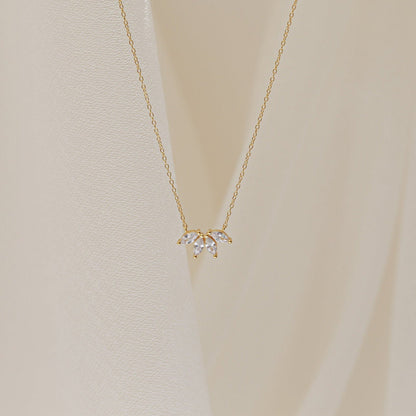 Elegant Sparkling Inlay Marquise Stone Diamond Necklace